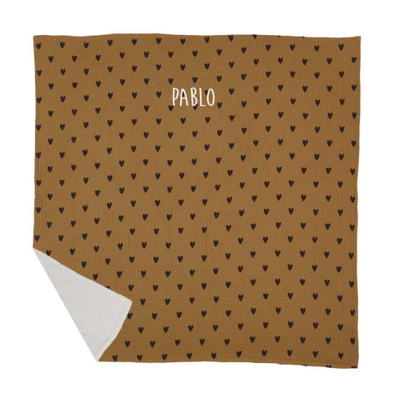 couverture pilou coeurs caramel personnalisable